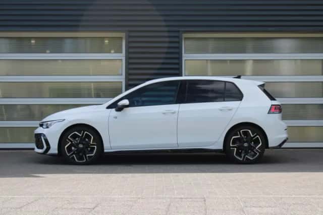 Volkswagen Golf (2025) thumbnail 11