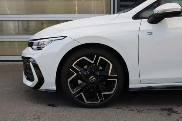 Volkswagen Golf (2025) thumbnail 12