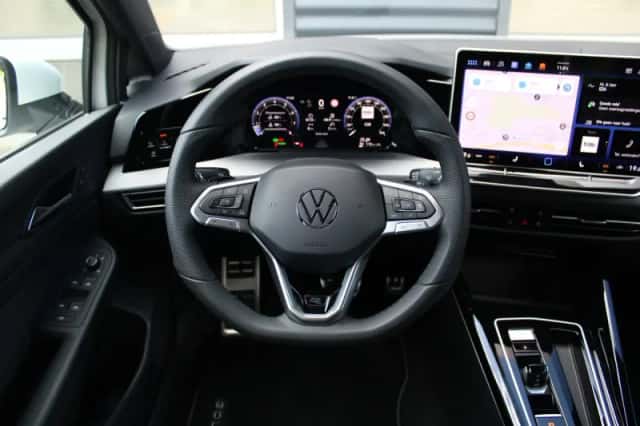 Volkswagen Golf (2025) thumbnail 19