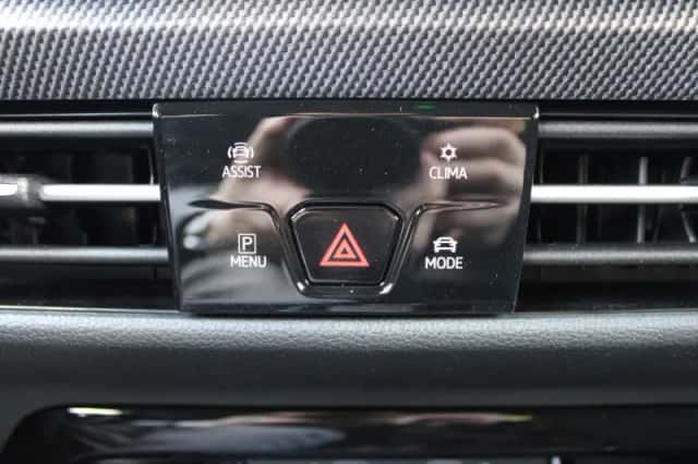 Volkswagen Golf (2025) thumbnail 26
