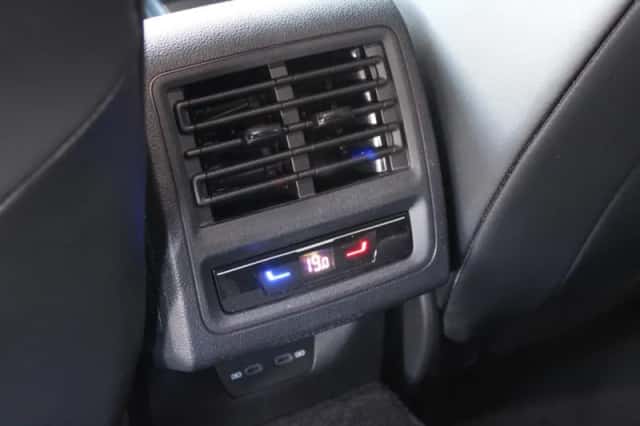 Volkswagen Golf (2025) thumbnail 30
