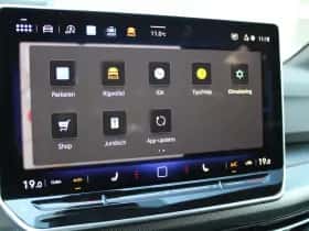 Volkswagen Golf (2025) thumbnail 37