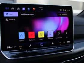 Volkswagen Golf (2025) thumbnail 40
