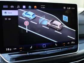 Volkswagen Golf (2025) thumbnail 41
