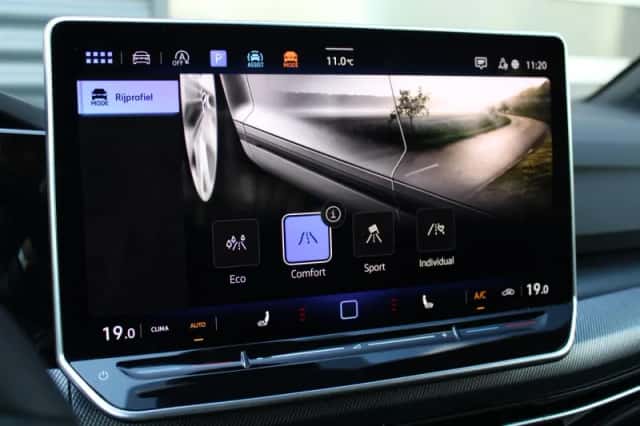 Volkswagen Golf (2025) thumbnail 44