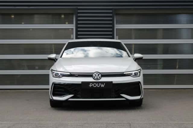 Volkswagen Golf (2025) thumbnail 6