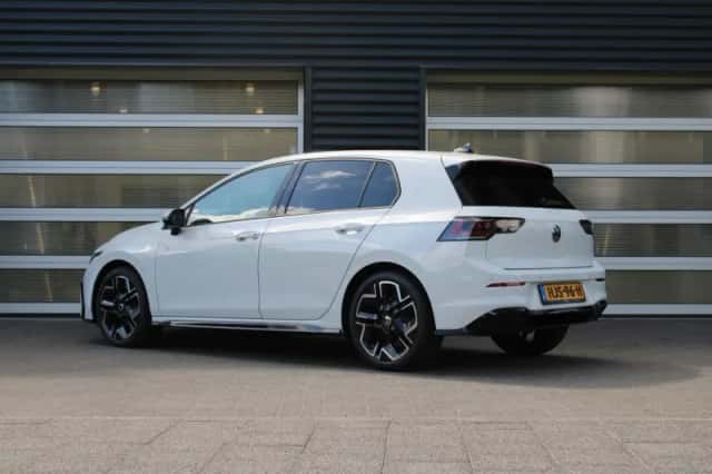 Volkswagen Golf (2025) thumbnail 10