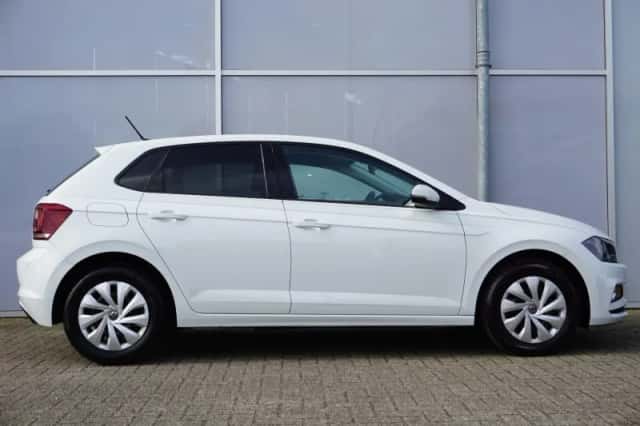 Volkswagen Polo (2021) thumbnail 3