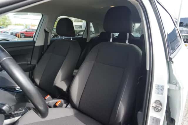 Volkswagen Polo (2021) thumbnail 4