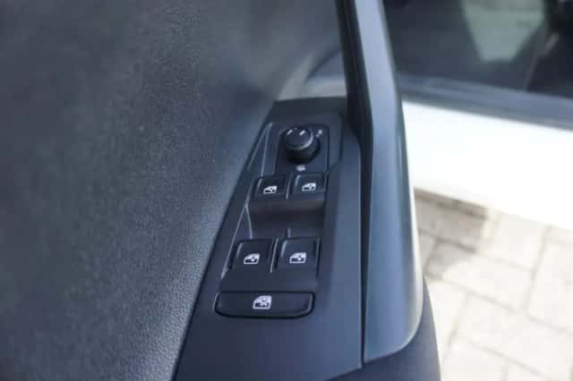 Volkswagen Polo (2021) thumbnail 35
