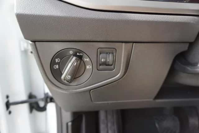 Volkswagen Polo (2021) thumbnail 36