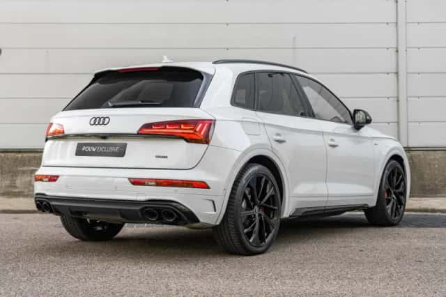 Audi Q5 (2023) thumbnail 2