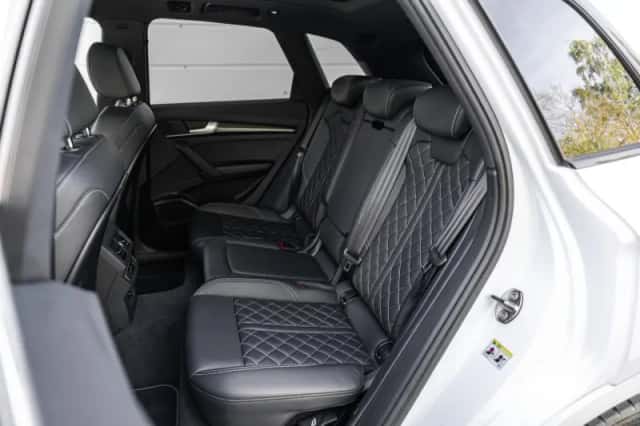 Audi Q5 (2023) thumbnail 24