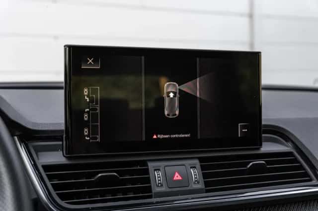 Audi Q5 (2023) thumbnail 32