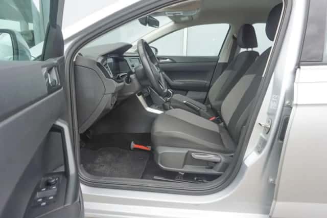 Volkswagen Polo (2023) thumbnail 16