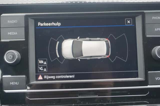 Volkswagen Polo (2023) thumbnail 23