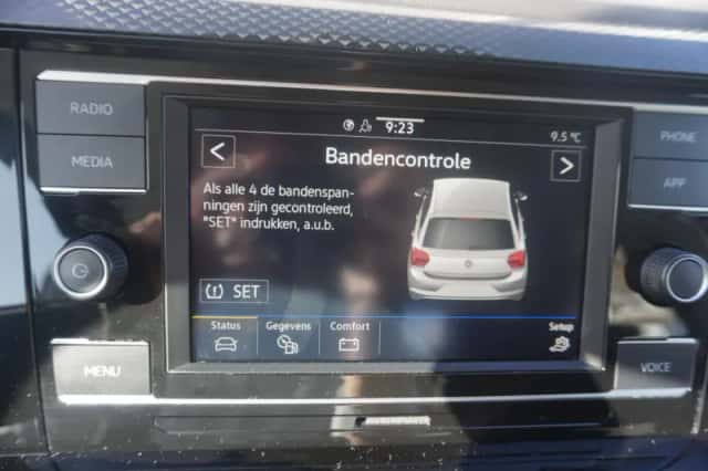 Volkswagen Polo (2023) thumbnail 52