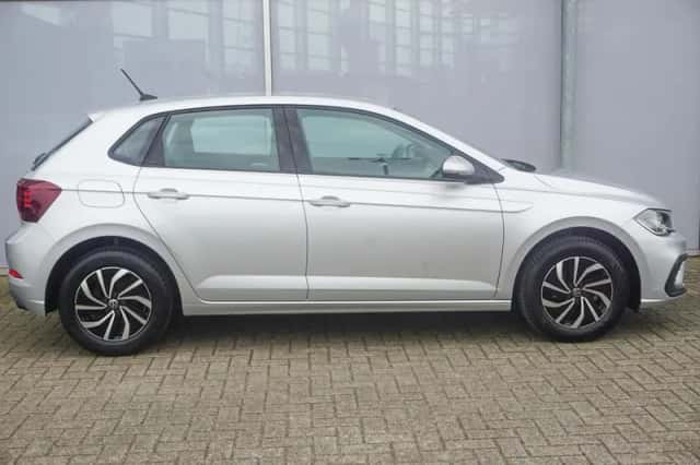 Volkswagen Polo (2023) thumbnail 10