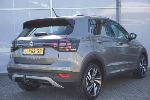 Volkswagen T-Cross (2021) thumbnail 2