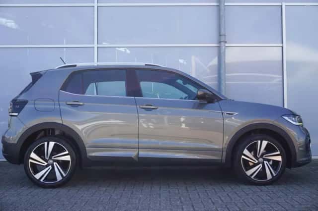 Volkswagen T-Cross (2021) thumbnail 3