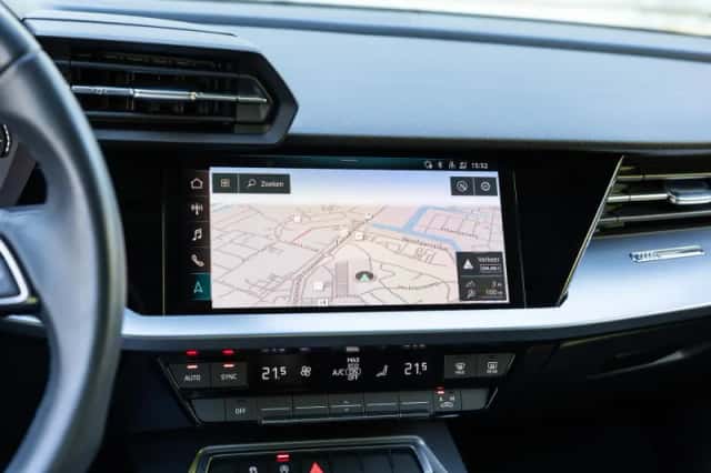 Audi A3 (2023) thumbnail 23