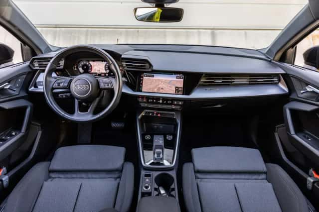 Audi A3 (2023) thumbnail 5