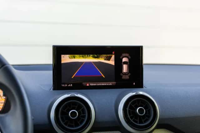 Audi Q2 (2022) thumbnail 25
