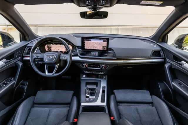 Audi Q5 (2022) thumbnail 5