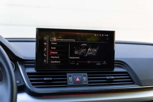 Audi Q5 (2022) thumbnail 49