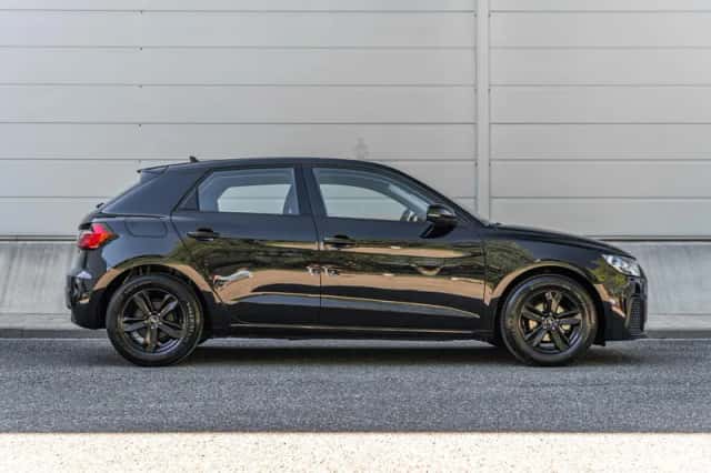 Audi A1 (2023) thumbnail 3