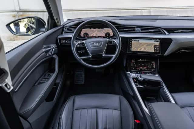 Audi e-tron (2020) thumbnail 25