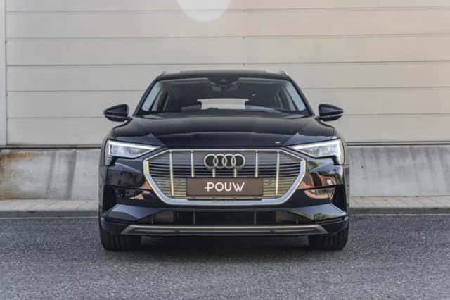 Audi e-tron (2020) thumbnail 9