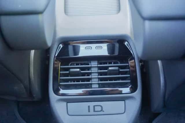 Volkswagen ID.4 (2026) thumbnail 35
