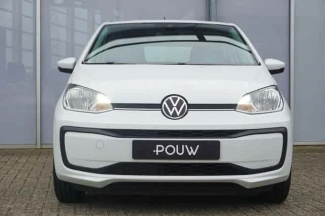 Volkswagen Up! (2021) thumbnail 8