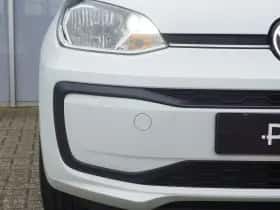 Volkswagen Up! (2021) thumbnail 9