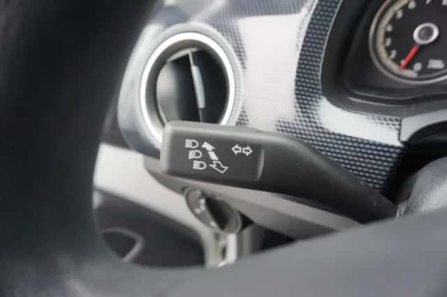 Volkswagen Up! (2020) thumbnail 22