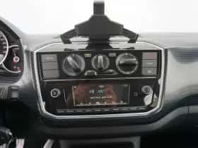 Volkswagen Up! (2020) thumbnail 25