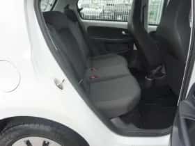 Volkswagen Up! (2020) thumbnail 31