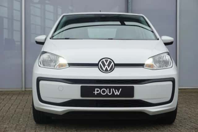 Volkswagen Up! (2020) thumbnail 7