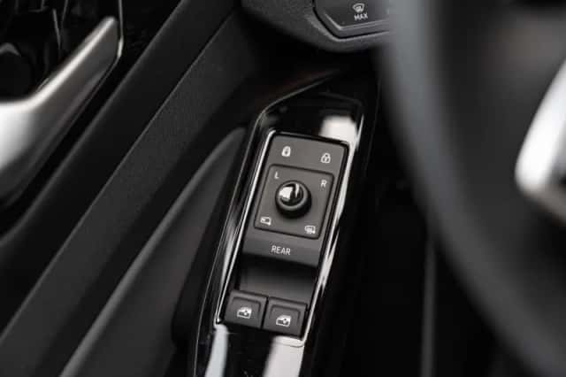 Volkswagen ID.4 (2026) thumbnail 44
