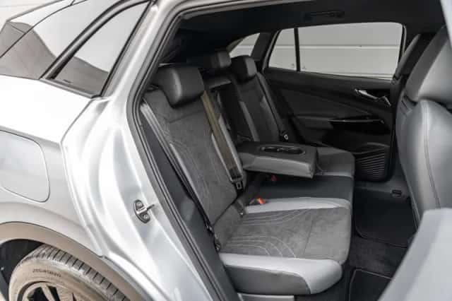 Volkswagen ID.4 (2026) thumbnail 6