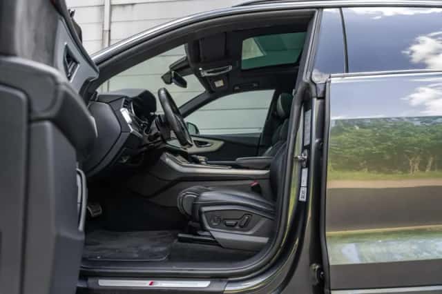 Audi Q8 (2021) thumbnail 25