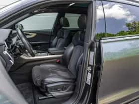 Audi Q8 (2021) thumbnail 4