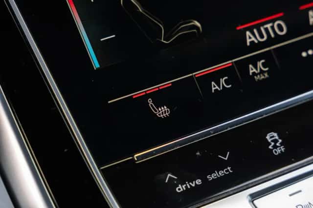 Audi Q8 (2021) thumbnail 33