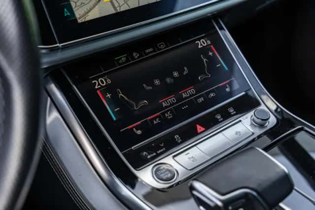 Audi Q8 (2021) thumbnail 34