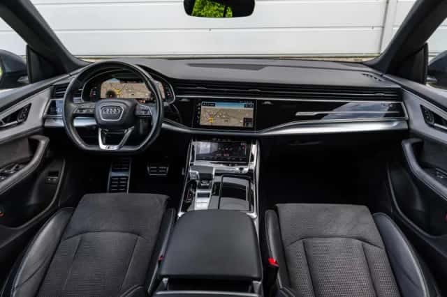 Audi Q8 (2021) thumbnail 5