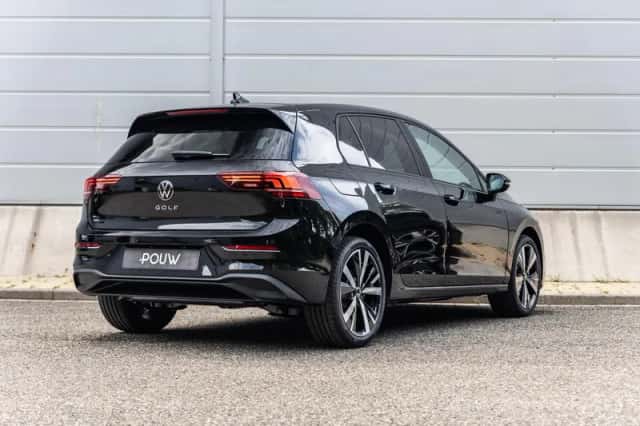 Volkswagen Golf (2026) thumbnail 2