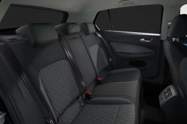 Volkswagen Golf (2026) thumbnail 6