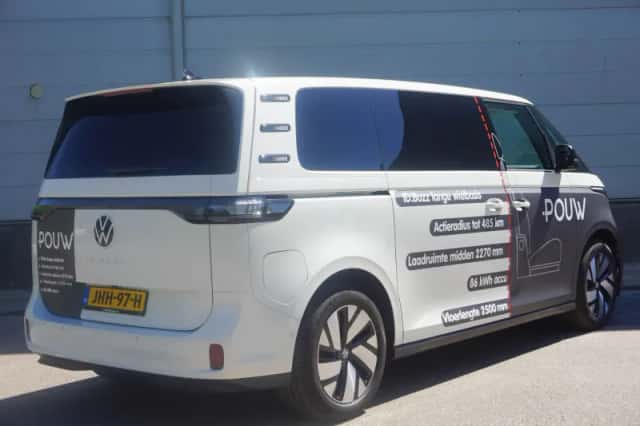 Volkswagen ID. Buzz (2025) thumbnail 2
