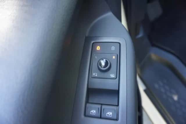 Volkswagen ID. Buzz (2025) thumbnail 34